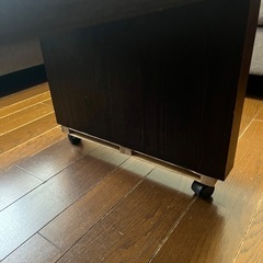 リビングテーブルの画像