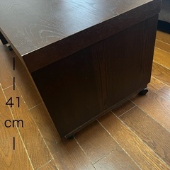 リビングテーブルの画像