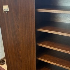 下駄箱 茶の画像