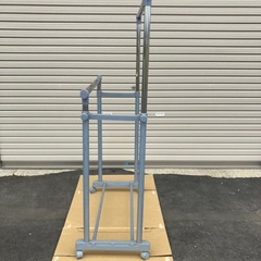 洋服掛けの画像