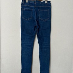 ダメージスキニーパンツ　レディースMの画像