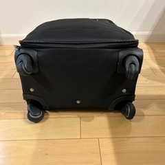 スーツケースの画像