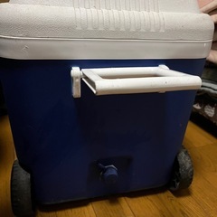 クーラーボックス キャプテンスタッグの画像