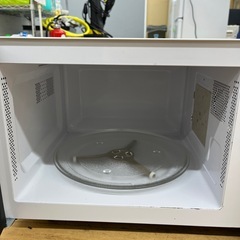 HITACHI ヒタチ 電子レンジ HMR-TR221-Z6 2017年製 家電 のご紹介です！
の画像