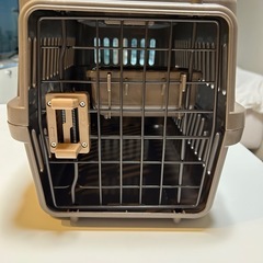 ペット　携帯用ケージ
の画像