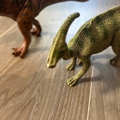 恐竜のおもちゃの画像