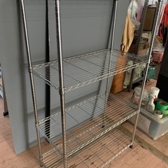 3 メタルラックの画像