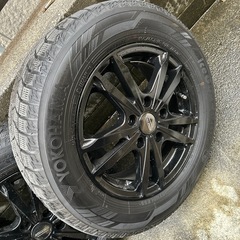 スタッドレスタイヤの画像