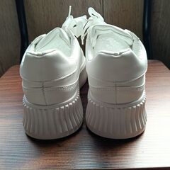 新品 22.5cm レディース スニーカー ホワイト シューズ 靴 カジュアル(907-Z)の画像