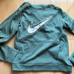 NIKE パーカーの画像