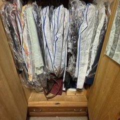 洋服タンスの画像