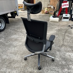 椅子　チェア　オフィスチェア　レザー　PCチェア　キャスター付き　高さ調節かのう可能の画像
