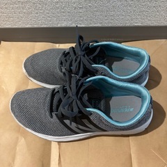 new balance ニューバランス　スニーカー　レディースの画像