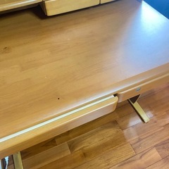 【学習机】木製デスク 上棚・引き出し付き✨ 即決・早期引き取り歓迎！の画像
