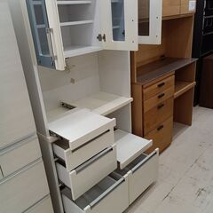 リユースのサカイ栃木店★ジモティ割あり★  食器棚 ホワイト W89×D41×H180 クリーニング済み TC11419の画像