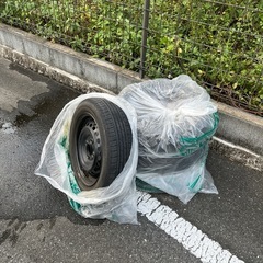 軽自動車用タイヤ、ホイール4本セットの画像