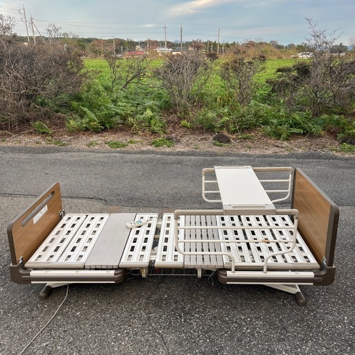 PARAMOUNT BED パラマウントベッド 楽匠 電動ベッド 介護ベッド リクライニング