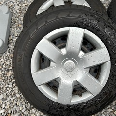 ハイエース　185/75R15　夏タイヤの画像