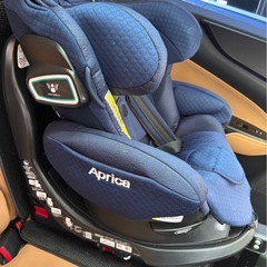 Apricaチャイルドシート
の画像