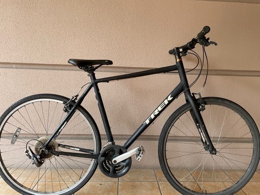 クロスバイク　TREK FX2 サイズL