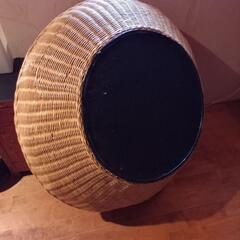 本物ラタン製ムーンチェアの画像