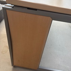 オフィスデスク
の画像