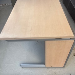 オフィスデスク
の画像