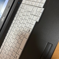 富士通 LIFEBOOK A577/RX Windows11 の画像