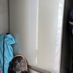 冷蔵庫とクーラーの画像