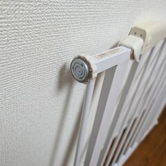 カトージ　ベビーゲート　取付幅：95～105cmの画像