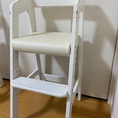 ハイチェアの画像
