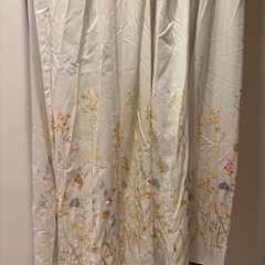 レースカーテン　カーテン　花柄　刺繍　ナチュラル　可愛い　ニトリ　オーダーカーテンの画像