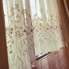 レースカーテン　カーテン　花柄　刺繍　ナチュラル　可愛い　ニトリ　オーダーカーテンの画像