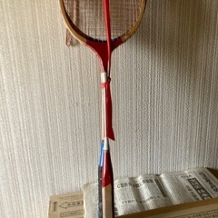 昔の木製バトミントンラケットの画像