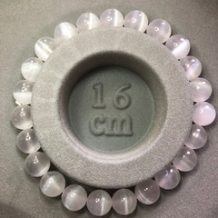 ホワイトキャッツアイブレスレットの画像