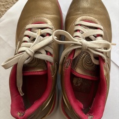 リーボック　イージートーン　22.5cm トレーニングシューズの画像