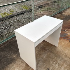 pcデスク　パソコンデスク　引き出し付き　机　学習机　白　ホワイト　インテリア　家具の画像