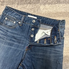 EGOIST デニム　ダークブルー　前ボタン　スキニー　サイズ1 デニムパンツの画像