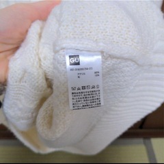 GUセーターホワイトメンズの画像