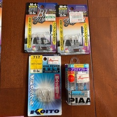 自動車用電球　ポジション球、ナンバー灯、フォグランプ球など　の画像