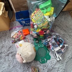 おもちゃや、雑貨！豪華セットの画像