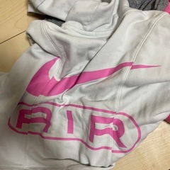 ナイキ　パーカー　ジャンパーの画像