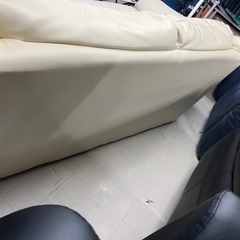 O 2511-037 3人掛けソファ キズ 汚れありの画像