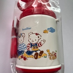 新品未使用　ファミリアお弁当箱&冷水筒　赤の画像