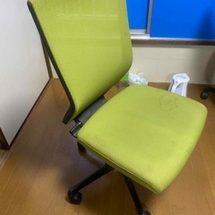 オフィスチェアの画像