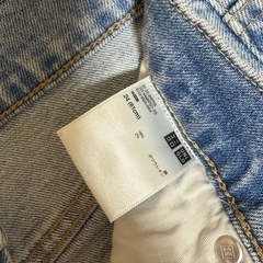 【ユニクロ】フレアハイライズジーンズ　の画像