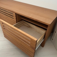 テレビ台の画像