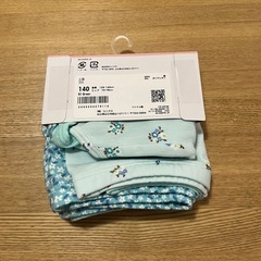 UNIQLOキッズコットンショーツ(女児)140  の画像