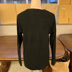 K2511-040 SLICK セーター サイズ2 ブラック 毛玉、汚れ有りの画像