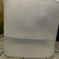 アルカリ性洗剤　エアコン掃除など(残り半分以下)の画像